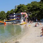 By The Sea - 6717 * Makarska