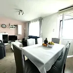 Lägenhet By The Sea - 6717 *