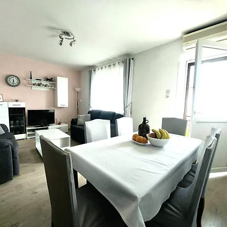 Apartman By The Sea - 6717 *