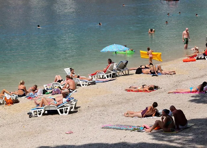 By The Sea - 6717 Makarska