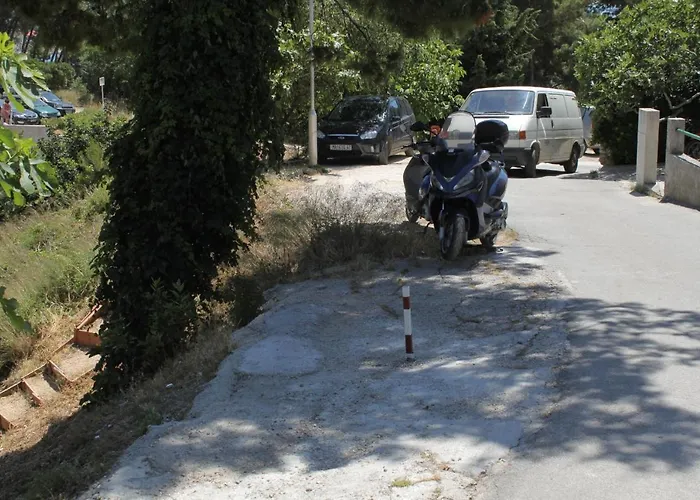 By The Sea - 6717 * Makarska