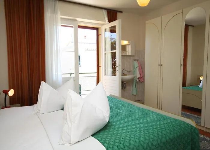 By The Sea - 6717 * Makarska